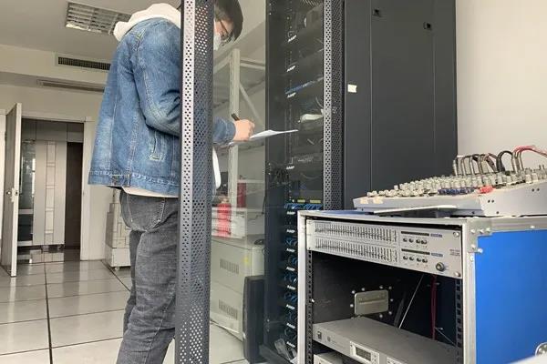 文明窗口月通信在行动CQ9电子(图14)