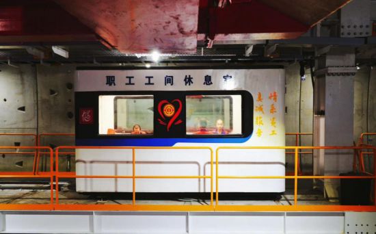 CQ9电子成效显著 上海今年34项为民办实事项目提前完成(图3)