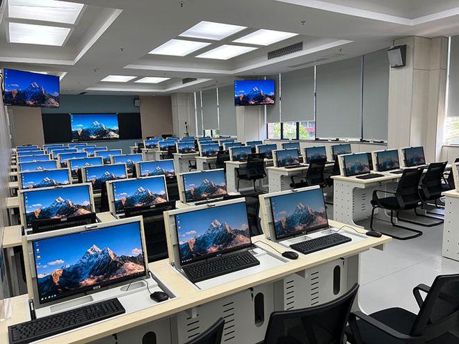 CQ9电子教学体验起飞！自主创新产品为教育信息化叠Buff(图3)
