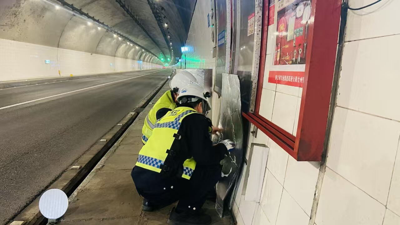 CQ9电子体检＋推演筑牢冰雪防线护航高速通行(图1)