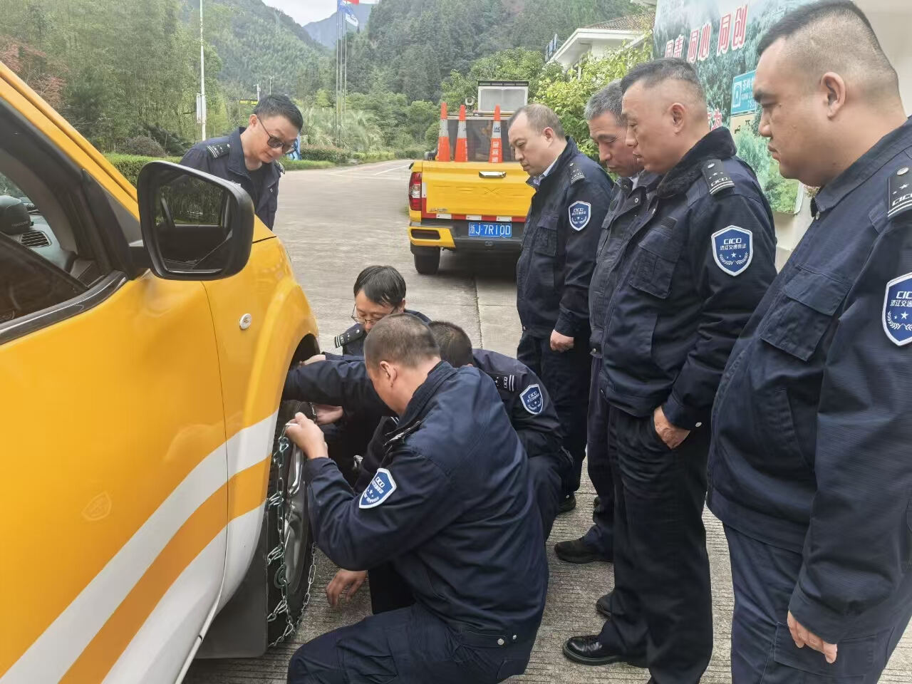 CQ9电子体检＋推演筑牢冰雪防线护航高速通行(图2)