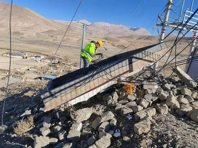 CQ9电子中国移动联通电信做好西藏地震应急通信保障(图2)