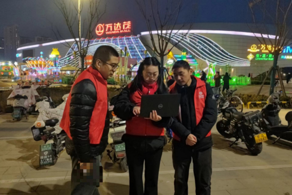 安万秦CQ9电子腔燃爆兰州 70、80后成为观看主力(图1)