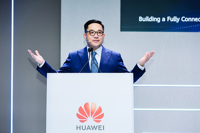 CQ9电子华为发布ICT服务与软件五大创新解决方案使能数智化加速(图1)