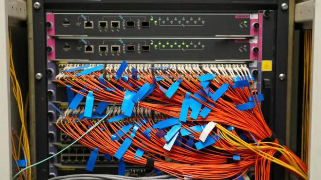 CQ9电子一栋楼一年节电超5万度他是怎么做到的？(图2)