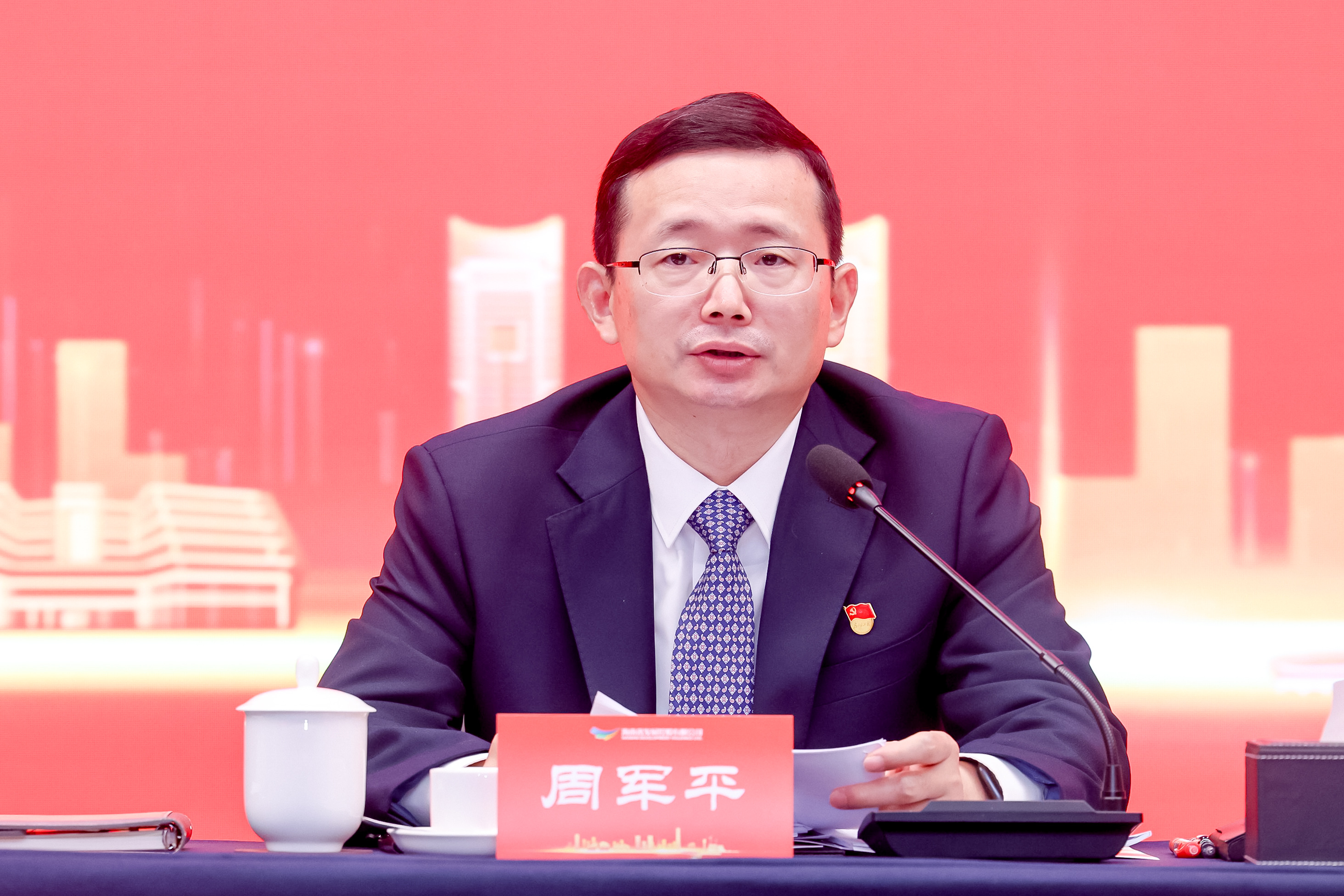 中CQ9电子国算力加速度！2025全国两会琼冀黔宁党报联动对话(图4)