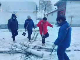 CQ9电子风雪逆行保畅通 万家灯火映担当——山东联通全力应对极端天气 保障通信网络畅通(图2)