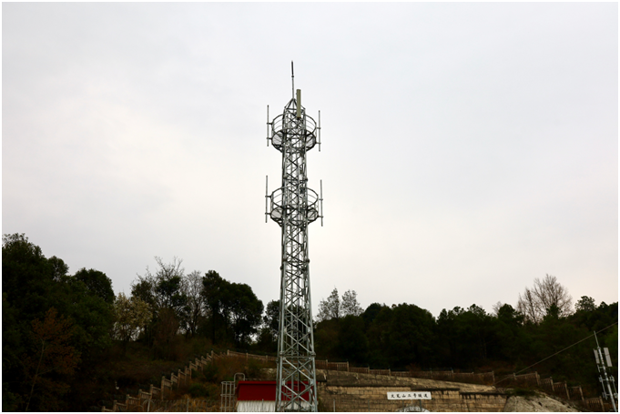 【发现最美铁路】“隐形守护者”筑起“最美云岭天路”丽香铁路通信网CQ9电子(图1)