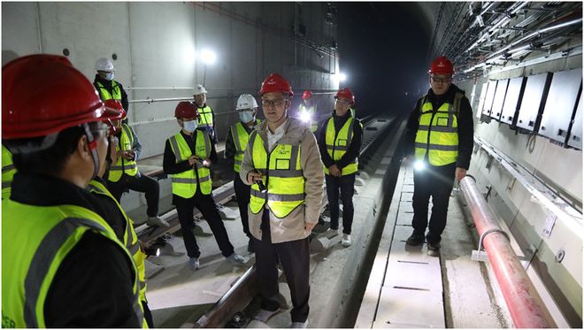 上海铁塔如何引CQ9电子领城市数字化革新？(图3)