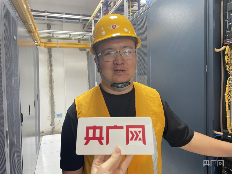 贵南高铁广西段顺利完成光缆CQ9电子敷设(图2)