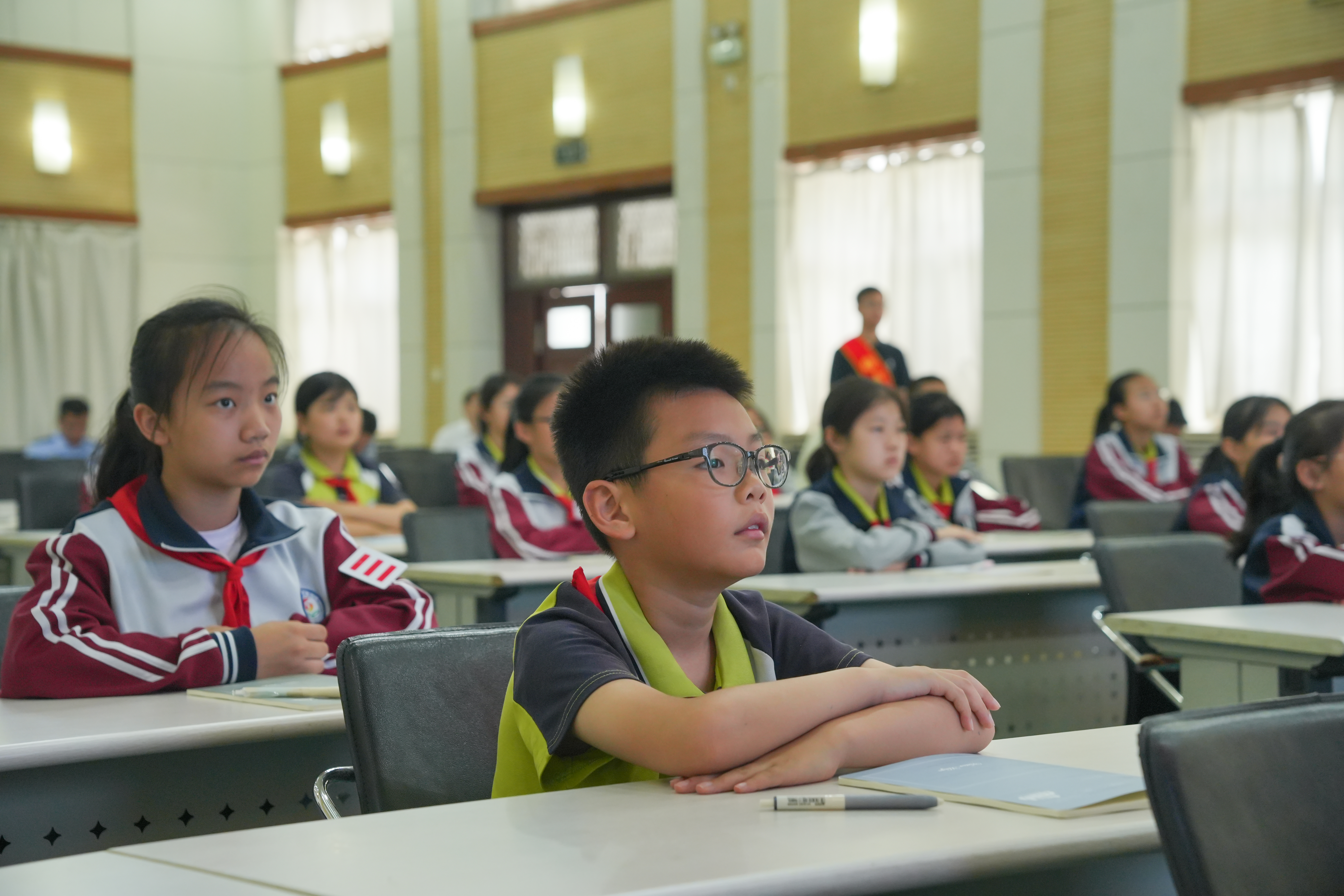 山东移动聊城分公司举办“通信知CQ9电子识普及交流日”活动 助力青少年拥抱数字未来(图3)