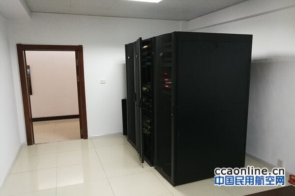 CQ9电子南凭高铁崇凭段万兆“神经网”顺利贯通【3】(图1)