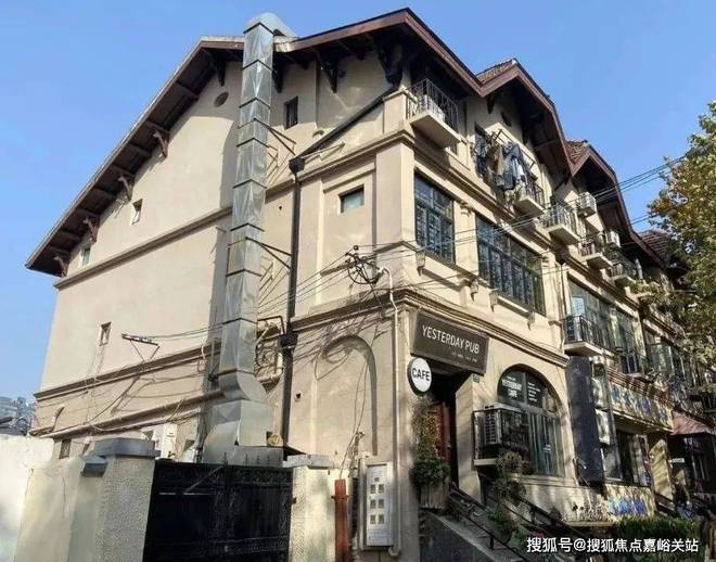 2025火热聚焦中㊣万科CQ9电子高福里官方售楼处发布：书写豪宅生活篇(图7)