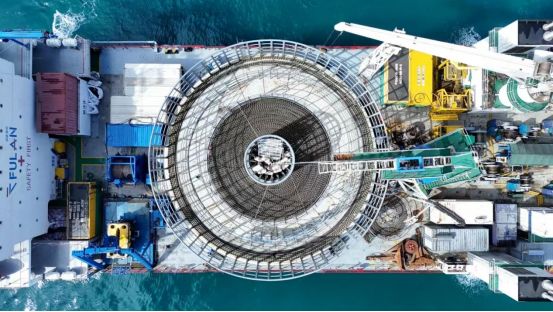 【用AI联通】系列报道：全国布局！筑牢AI时代“算力基石”CQ9电子(图1)