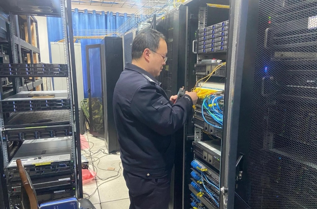 CQ9电子解码数智科技产业链升级路径(图1)