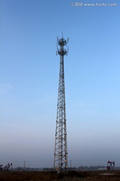 铁塔基站光储一体化解决方案CQ9电子：智慧能源管理驱动绿色通信升级(图1)