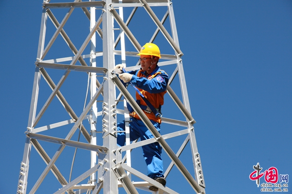 CQ9电子2026年信息通信设备行业全景及市场深度分析(图1)