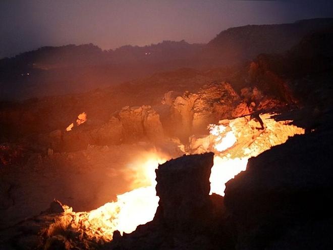 因祸得福！烧129年的地下火被CQ9电子灭新疆凭空多了个金饭碗(图3)