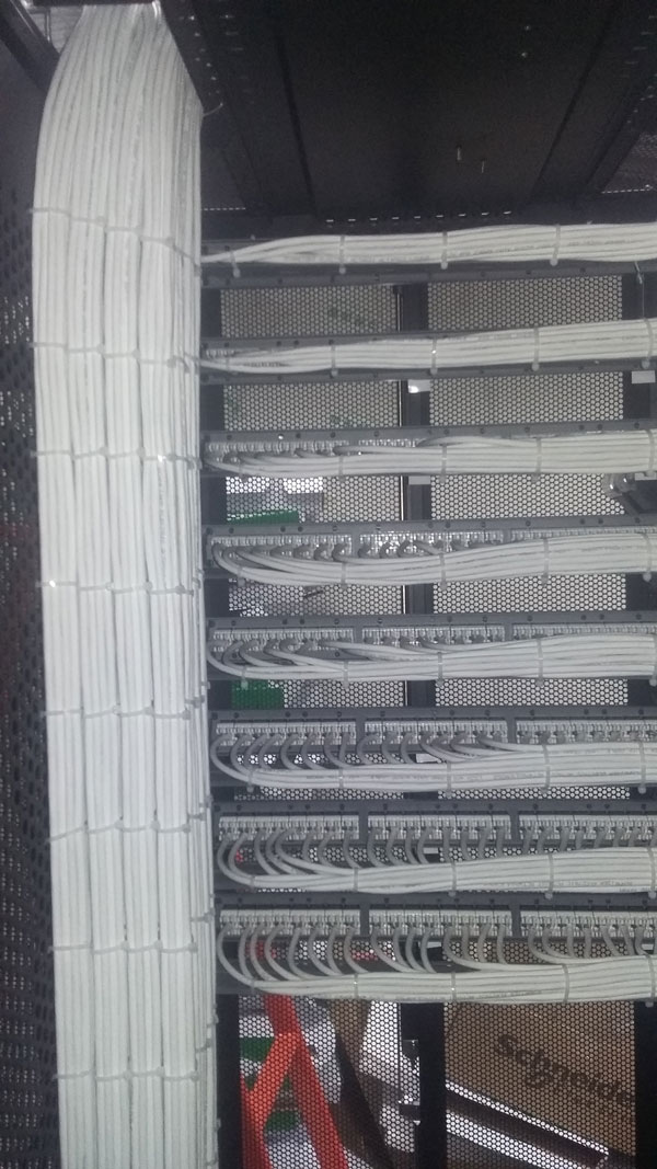 CQ9电子数据中心机房改扩建项目(图1)