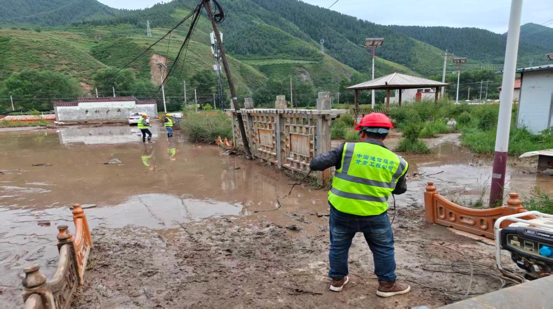 CQ9电子夏河县强降雨致通信设施受损甘肃铁塔紧急抢修保畅通(图1)